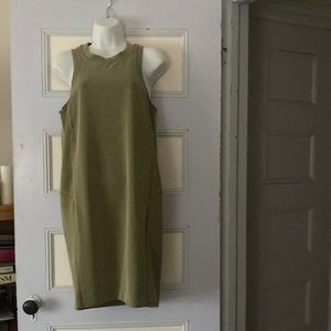 Lululemon softstreme back in action sleeveless dress